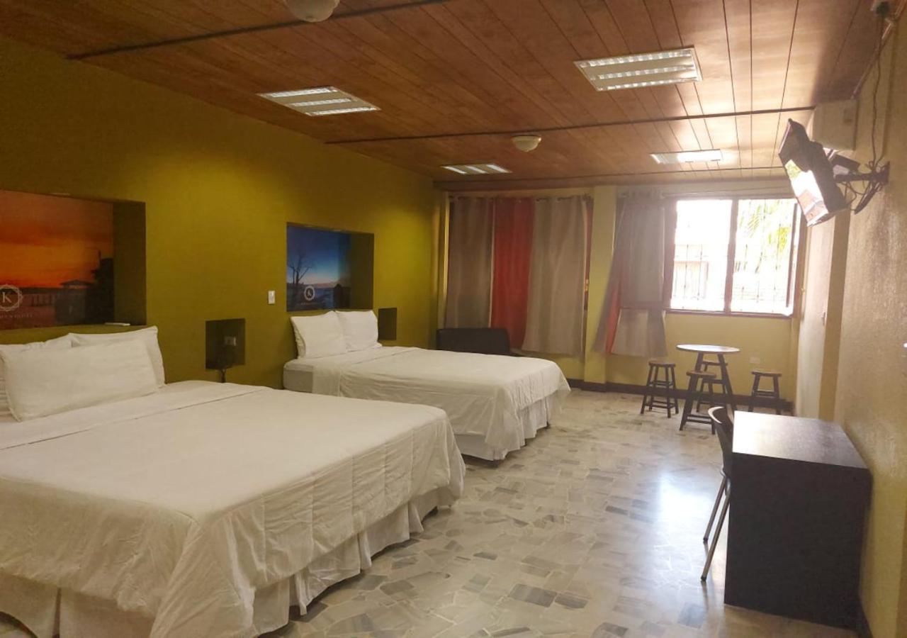 Kartagus Hotel Сан Салвадор Екстериор снимка
