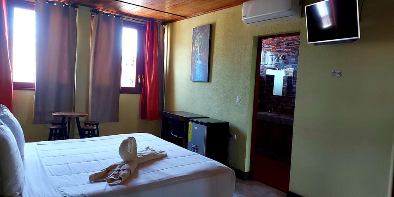 Kartagus Hotel Сан Салвадор Екстериор снимка