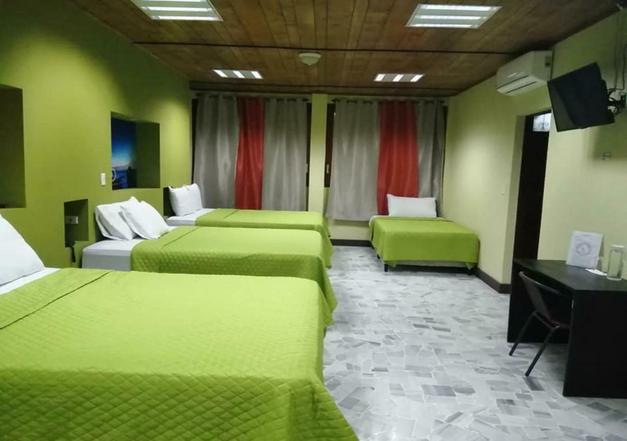 Kartagus Hotel Сан Салвадор Екстериор снимка